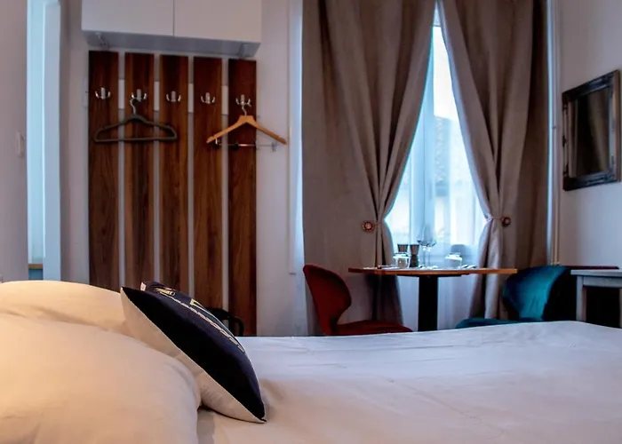 & Gastronomie - La Table De L'europe 3* Villeréal